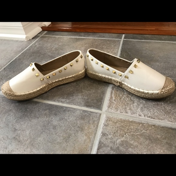 White Steve Madden Espadrille Shoes size 6 - Picture 3 of 7